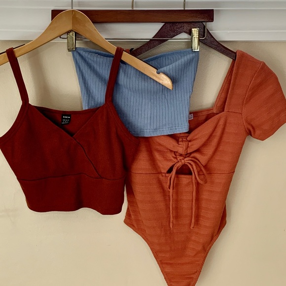 Juniors Tops Bundle! Crop, Tube and Bodysuit 🌈 - Picture 2 of 8